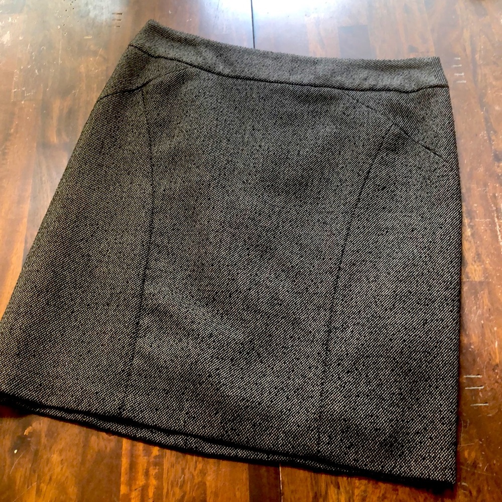 Banana Republic Skirt - Picture 2 of 6